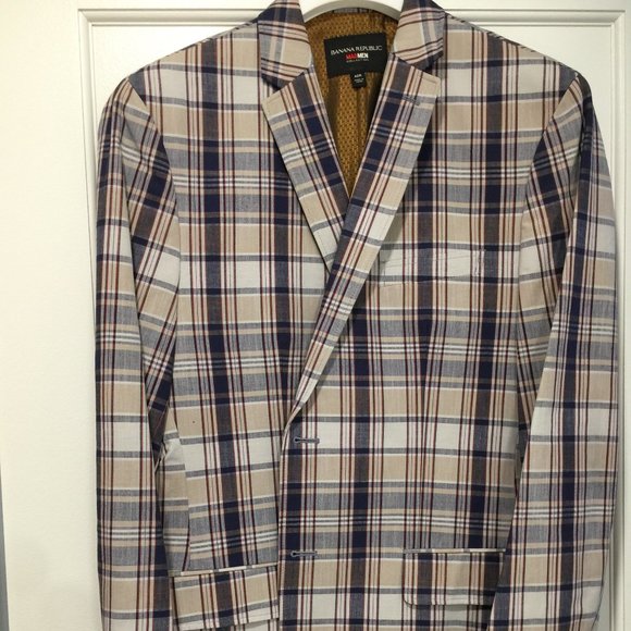 Blazer - Picture 1 of 2